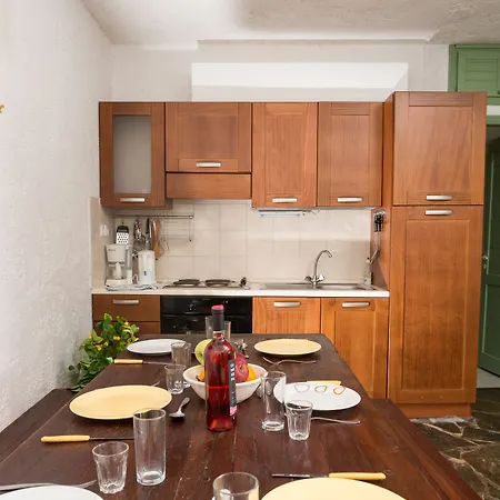Elounda Apartments *